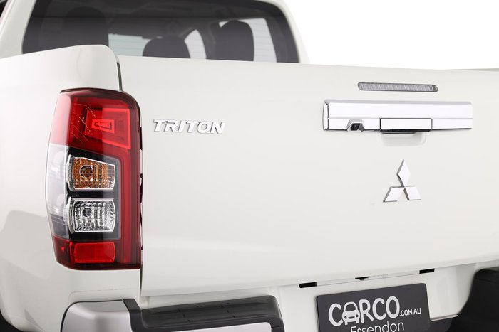 2023 Mitsubishi Triton GLS