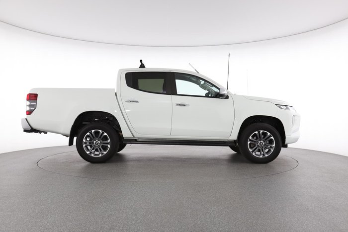 2023 Mitsubishi Triton GLS