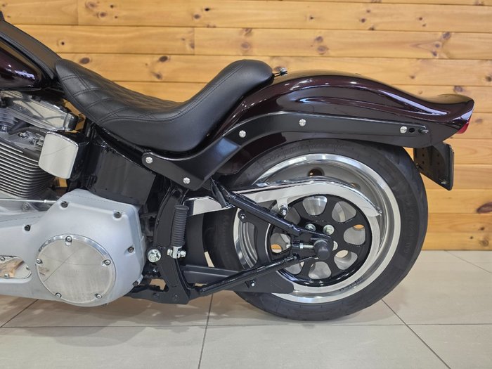2006 HARLEY-DAVIDSON FXSTI SOFTAIL