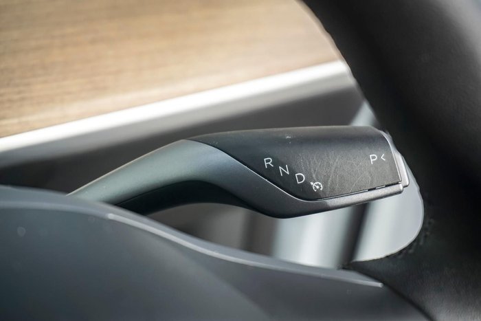 2022 Tesla Model Y Rear-Wheel Drive