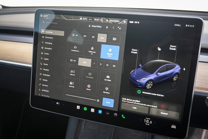 2022 Tesla Model Y Rear-Wheel Drive