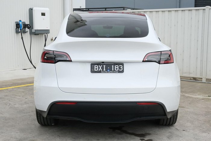 2022 Tesla Model Y Rear-Wheel Drive