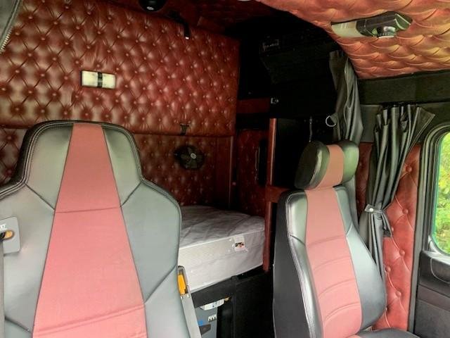 2020 Kenworth T659