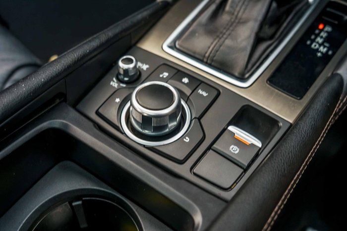 2017 Mazda 6 Atenza