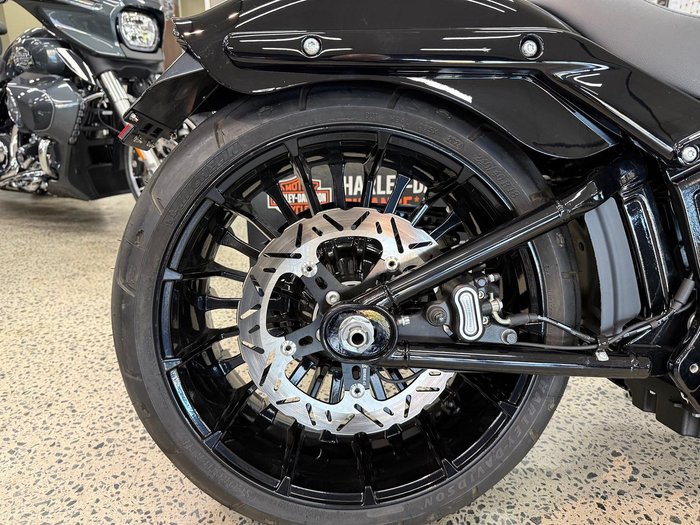 2025 Harley-Davidson Breakout 117 (FXBR)