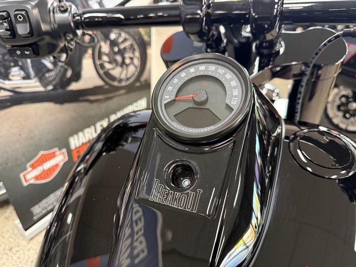 2025 Harley-Davidson Breakout 117 (FXBR)