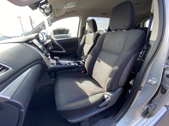 2023 Mitsubishi Pajero Sport GLS