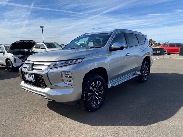 2023 Mitsubishi Pajero Sport GLS