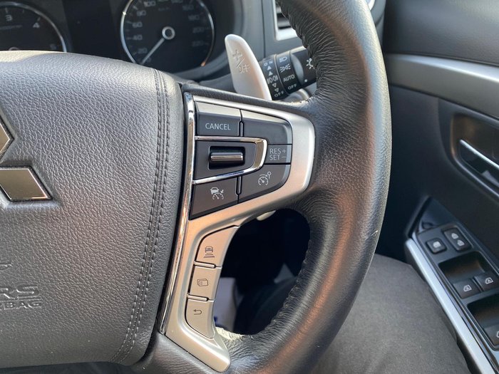 2023 Mitsubishi Pajero Sport GLS
