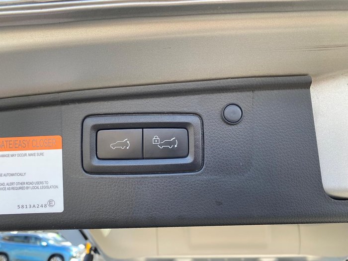 2023 Mitsubishi Pajero Sport GLS