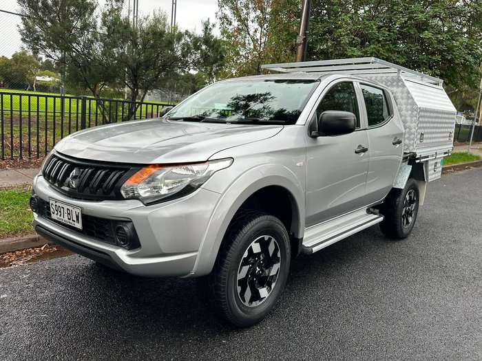 2016 Mitsubishi Triton GLX