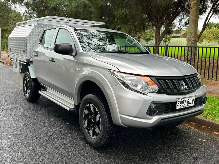 2016 Mitsubishi Triton GLX