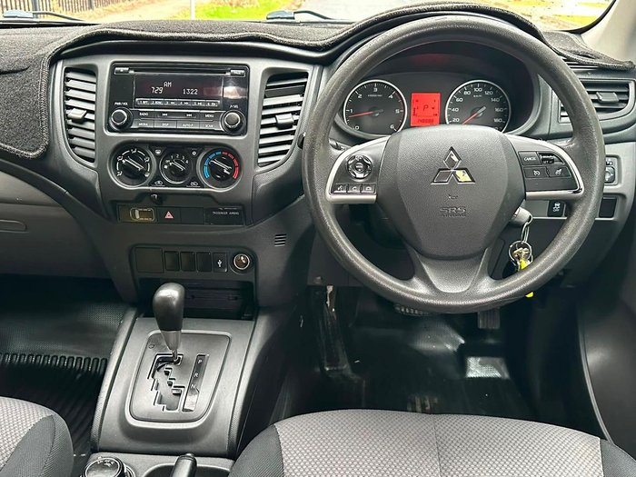2016 Mitsubishi Triton GLX