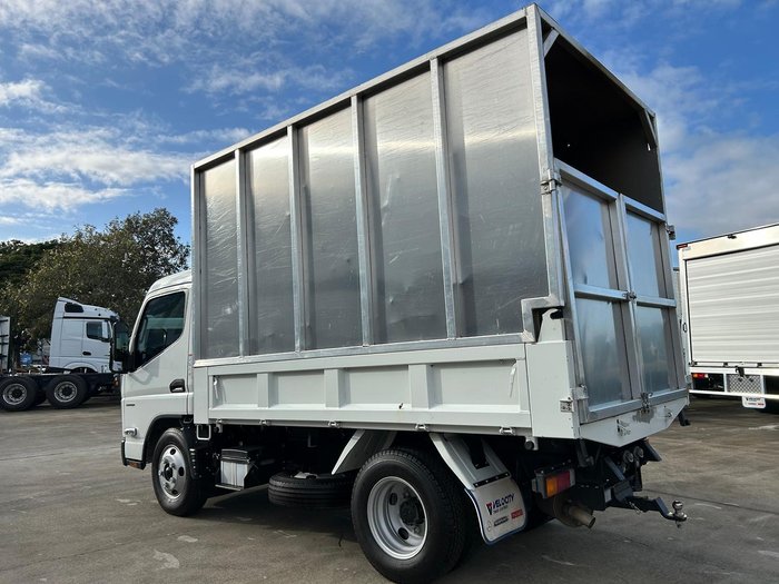 2024 Fuso Canter 615 Tipper WHITE