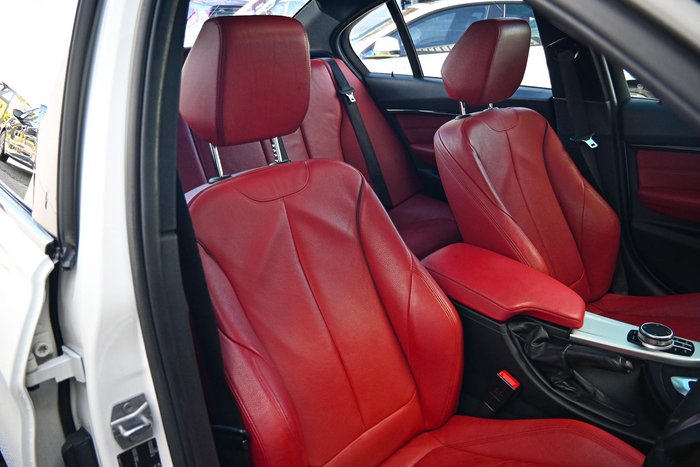 2017 BMW 3 Series 330i Sport Line