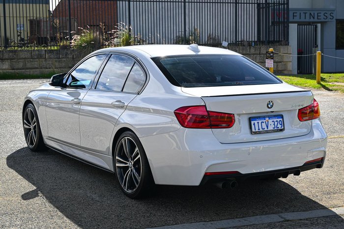2017 BMW 3 Series 330i Sport Line