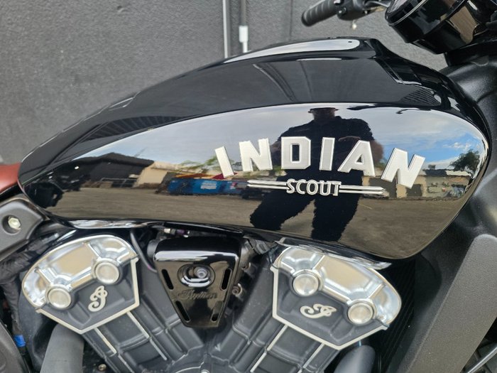 2018 Indian SCOUT BOBBER THUNDER BLACK BLACK