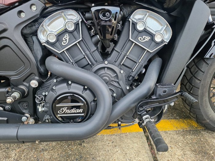 2018 Indian SCOUT BOBBER THUNDER BLACK BLACK