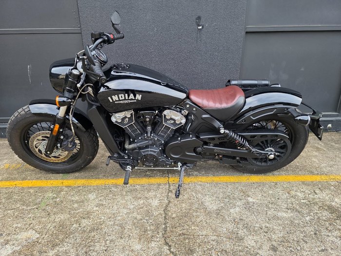 2018 Indian SCOUT BOBBER THUNDER BLACK BLACK