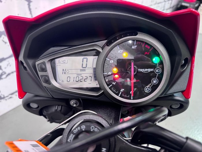 2018 Triumph Street Triple S Street Triple Red