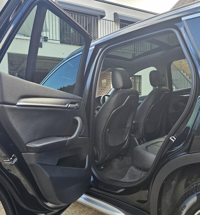 2018 BMW X1 sDrive20i F48 Black Sapphire