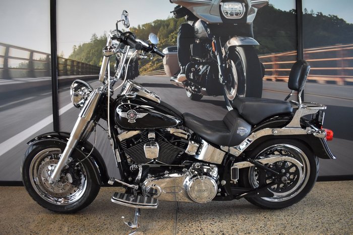 2017 HARLEY-DAVIDSON FLSTF FAT BOY