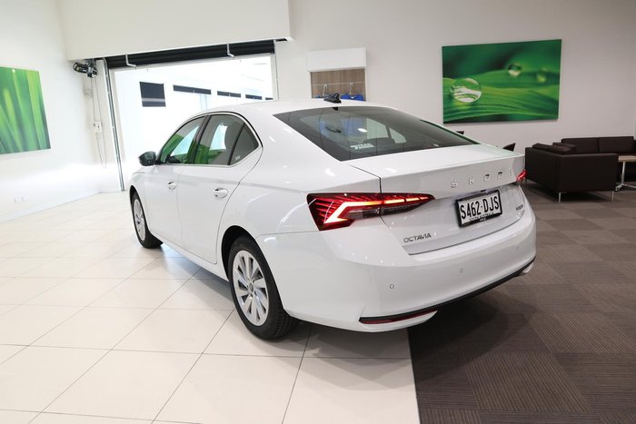 2026 SKODA Octavia Select mHEV
