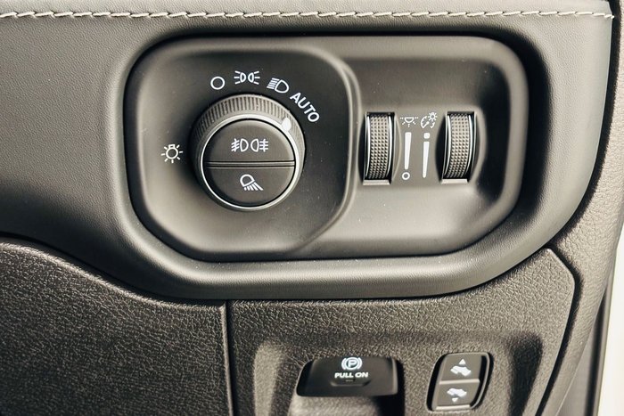 2026 RAM 1500 Laramie Sport Hurricane SO RamBox