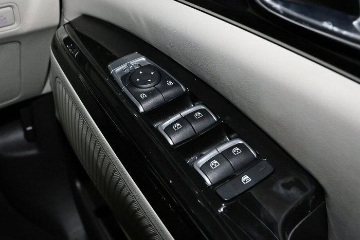 2021 Kia Carnival SLi