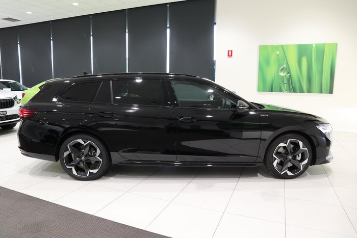 2026 SKODA Superb 195TSI Sportline