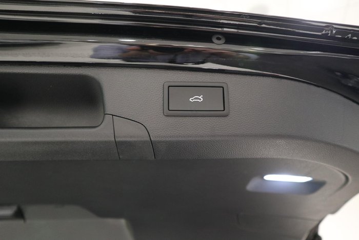 2026 SKODA Superb 195TSI Sportline