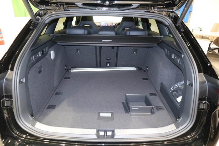 2026 SKODA Superb 195TSI Sportline