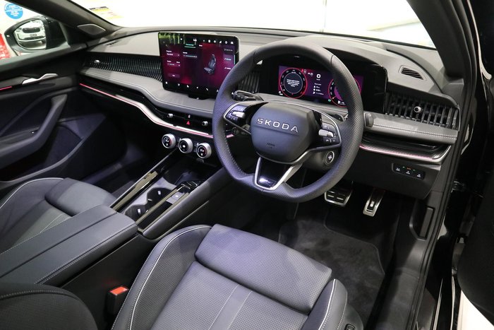 2026 SKODA Superb 195TSI Sportline