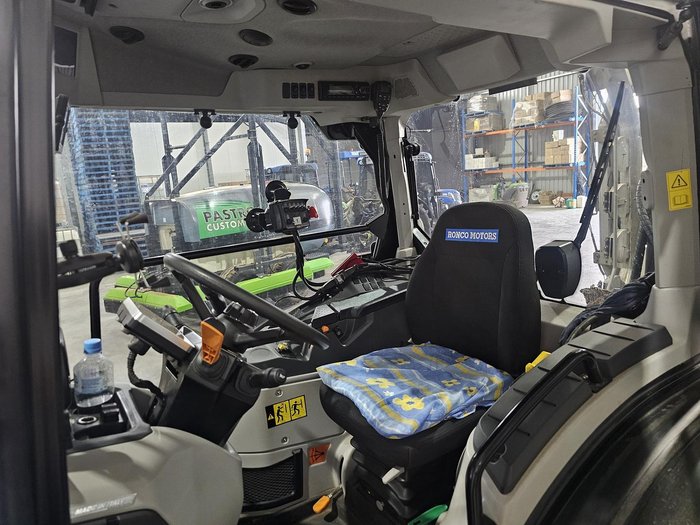 2023 New Holland T4.120F