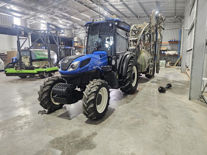 2023 New Holland T4.120F