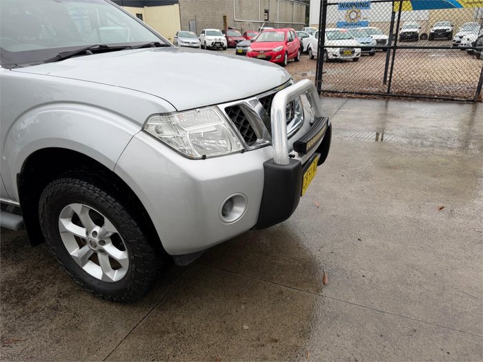 2013 NISSAN NAVARA ST (4x4)