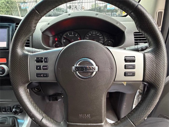 2013 NISSAN NAVARA ST (4x4)