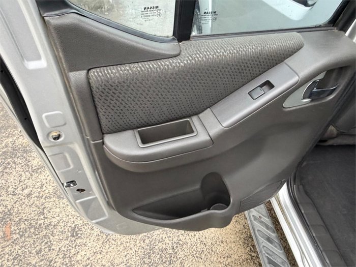 2013 NISSAN NAVARA ST (4x4)