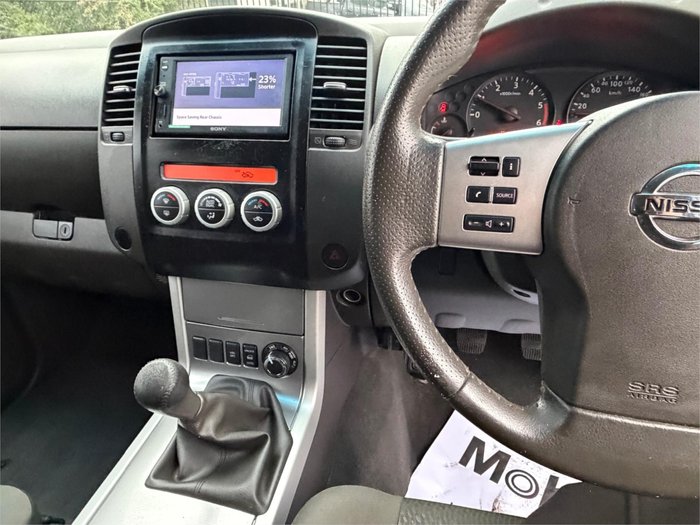 2013 NISSAN NAVARA ST (4x4)