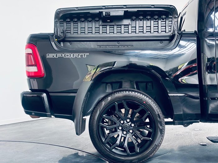 2023 RAM 1500 Laramie Sport RamBox