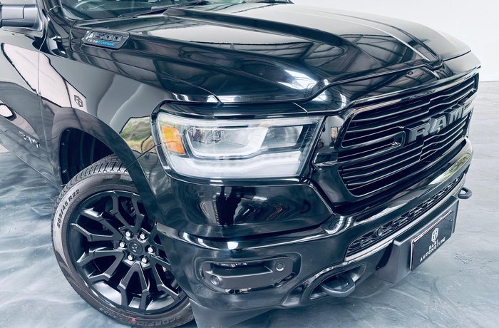 2023 RAM 1500 Laramie Sport RamBox