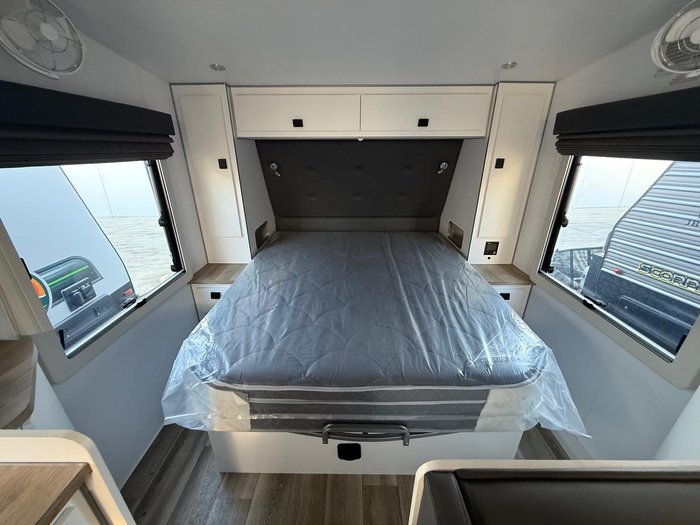 2024 JB Caravans Scorpion Sting Air 21'6 Rd Club