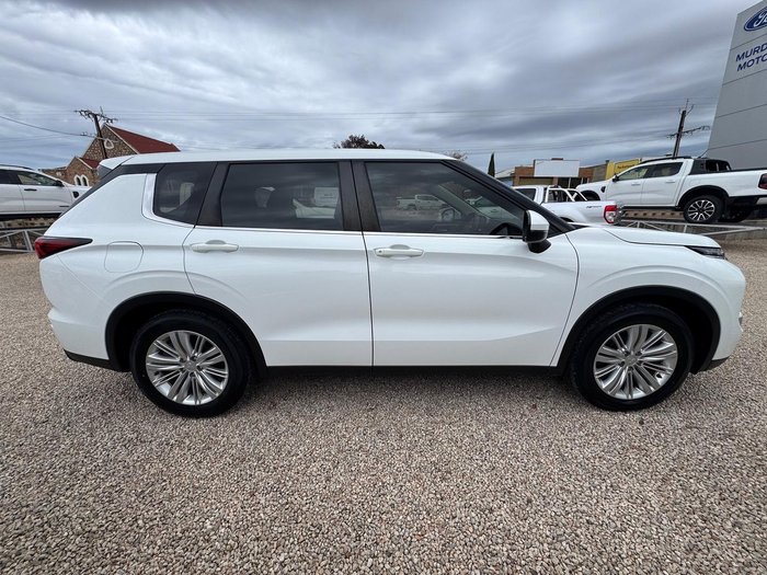 2022 Mitsubishi Outlander ES ZM MY22.5 White