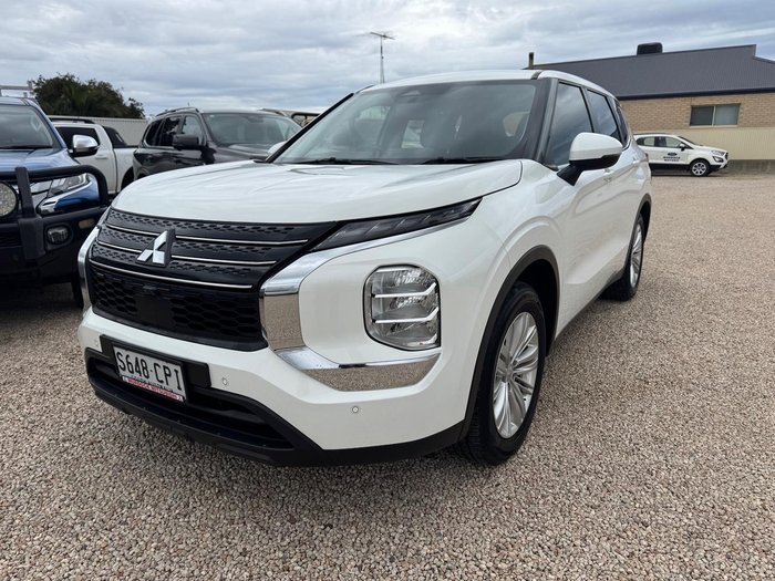 2022 Mitsubishi Outlander ES ZM MY22.5 White