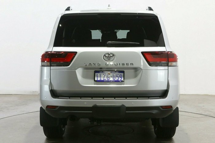 2025 Toyota Landcruiser GXL