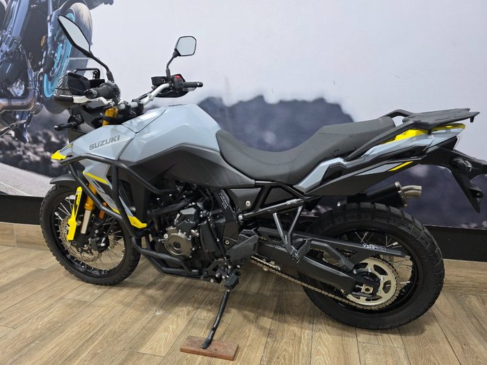2023 Suzuki V-STROM 800DE