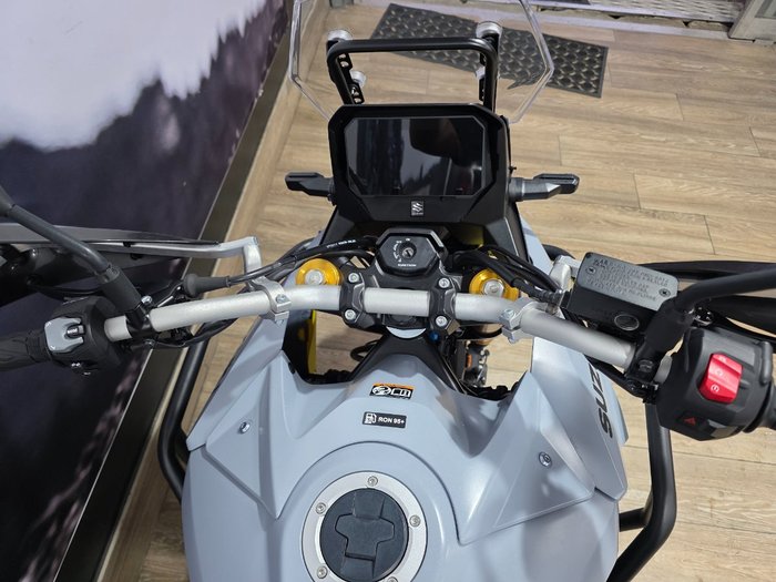 2023 Suzuki V-STROM 800DE