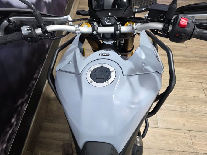 2023 Suzuki V-STROM 800DE