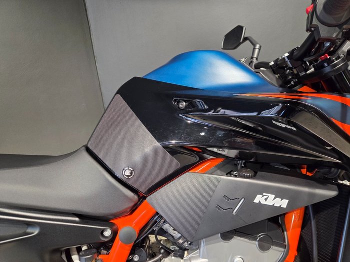 2024 Ktm 890 DUKE ORANGE