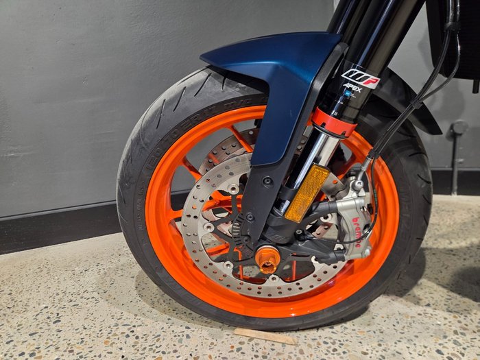 2024 Ktm 890 DUKE ORANGE